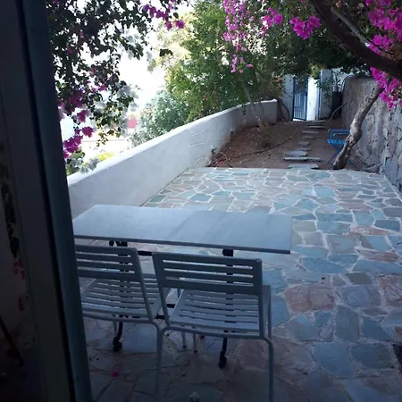 Jenny's Sea View House